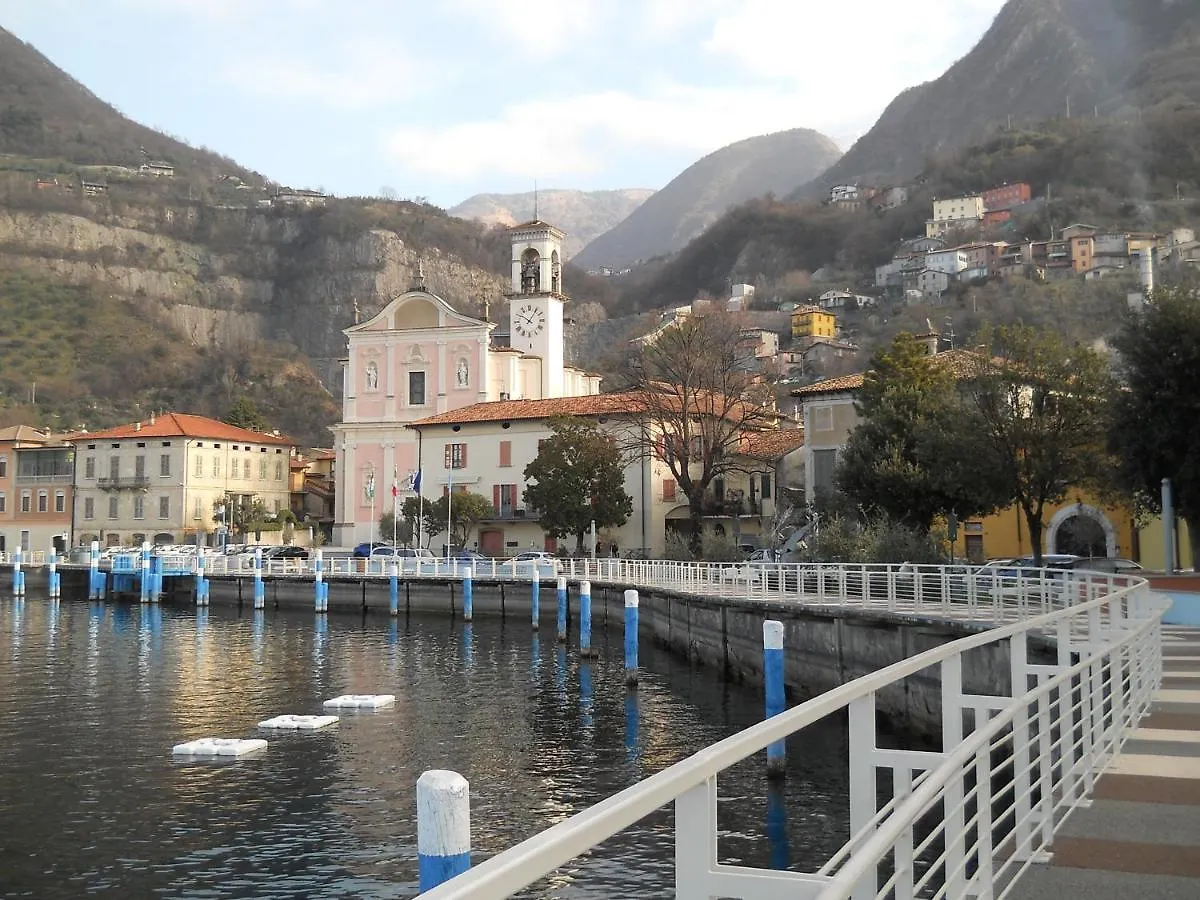Apartment Appartamento Al Ponte Marone