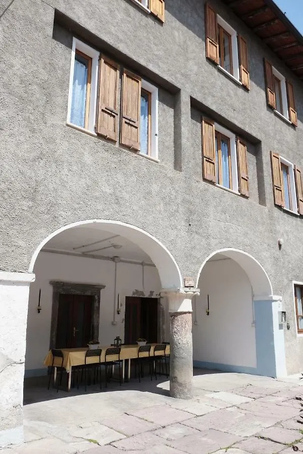 Appartamento Al Ponte Marone Apartment